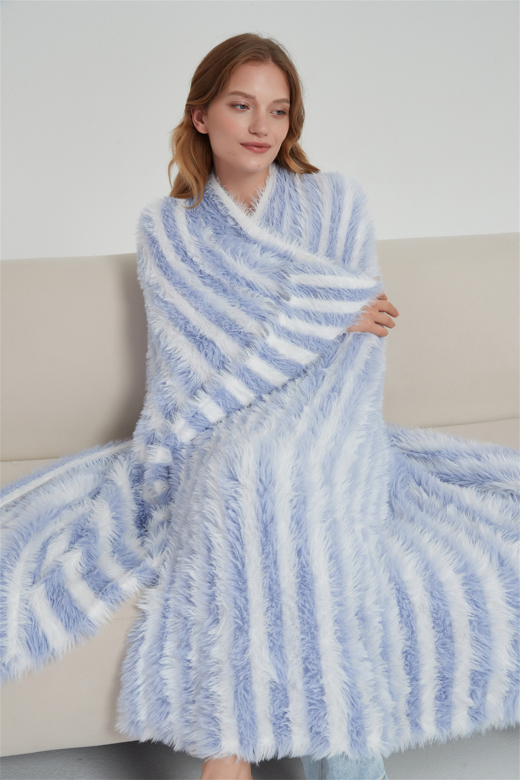 microfiber knitted blanket