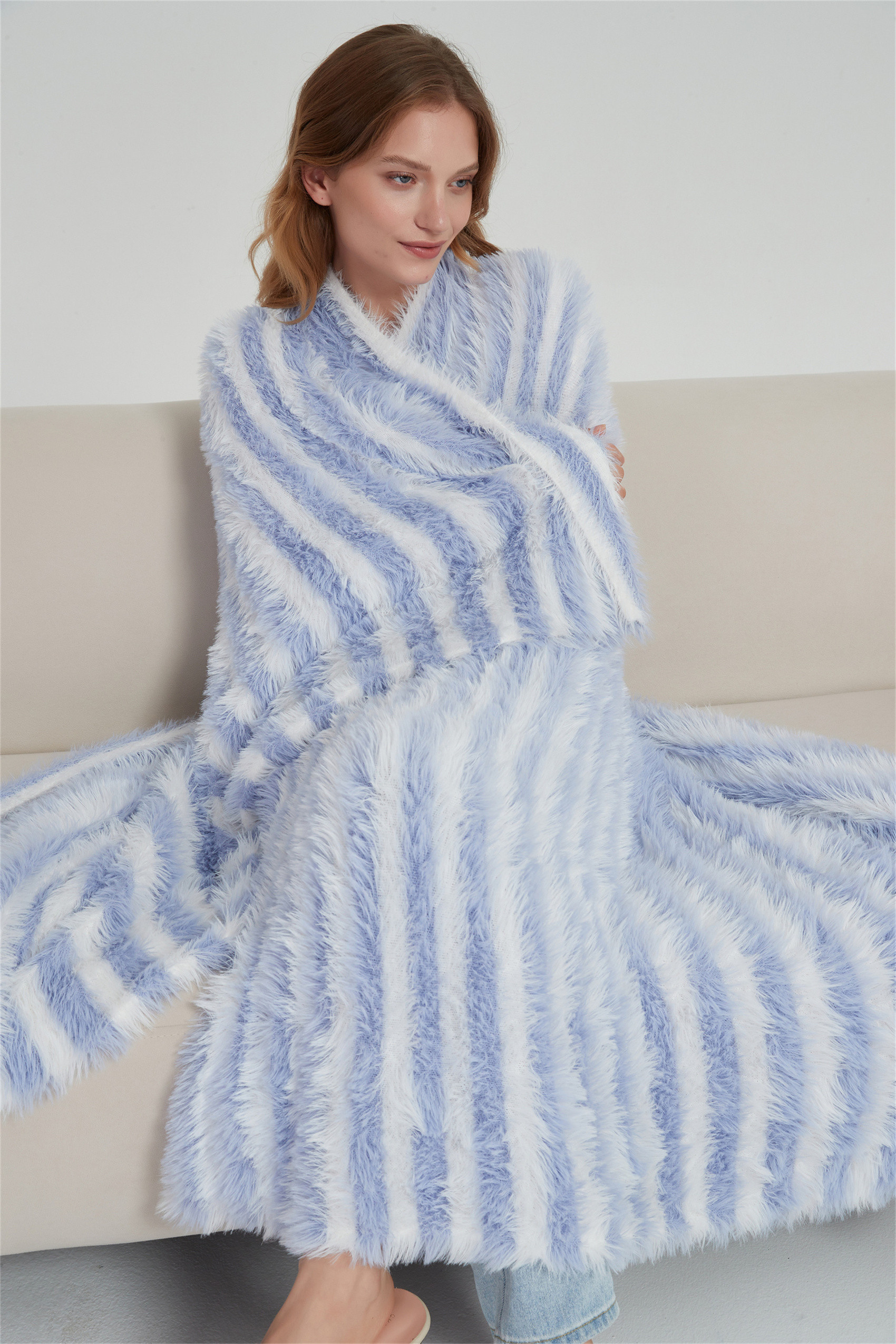microfiber knitted blanket