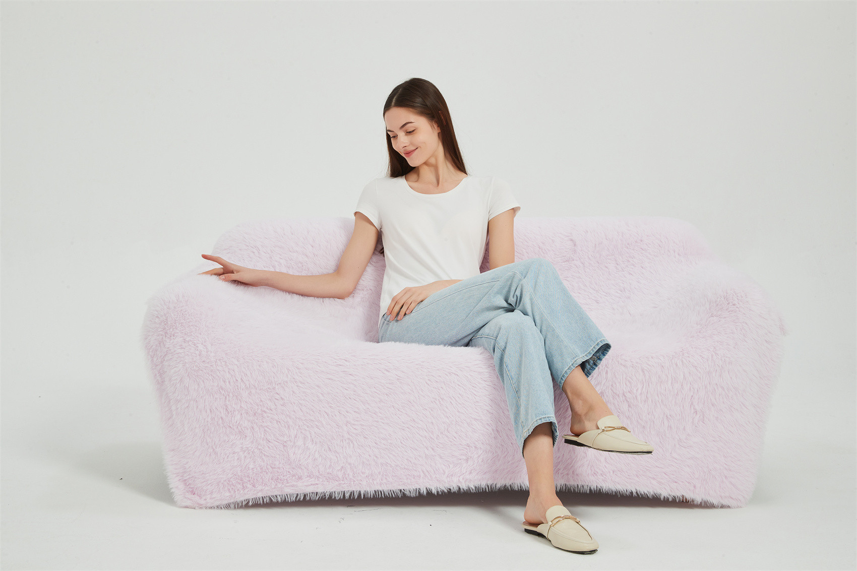 Microfiber knitted blanket