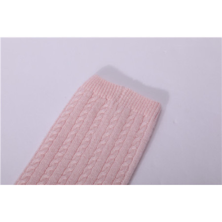Wholesale Women's Solid Color Cable Pure Cashmere floor socks in small MOQ and Chinese factory price
