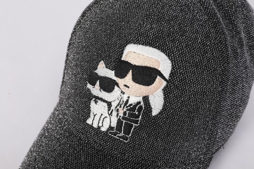 Wholesale Fashional Baseball Caps Headwear Woven Caps For Men And Women From Chinese Vendor