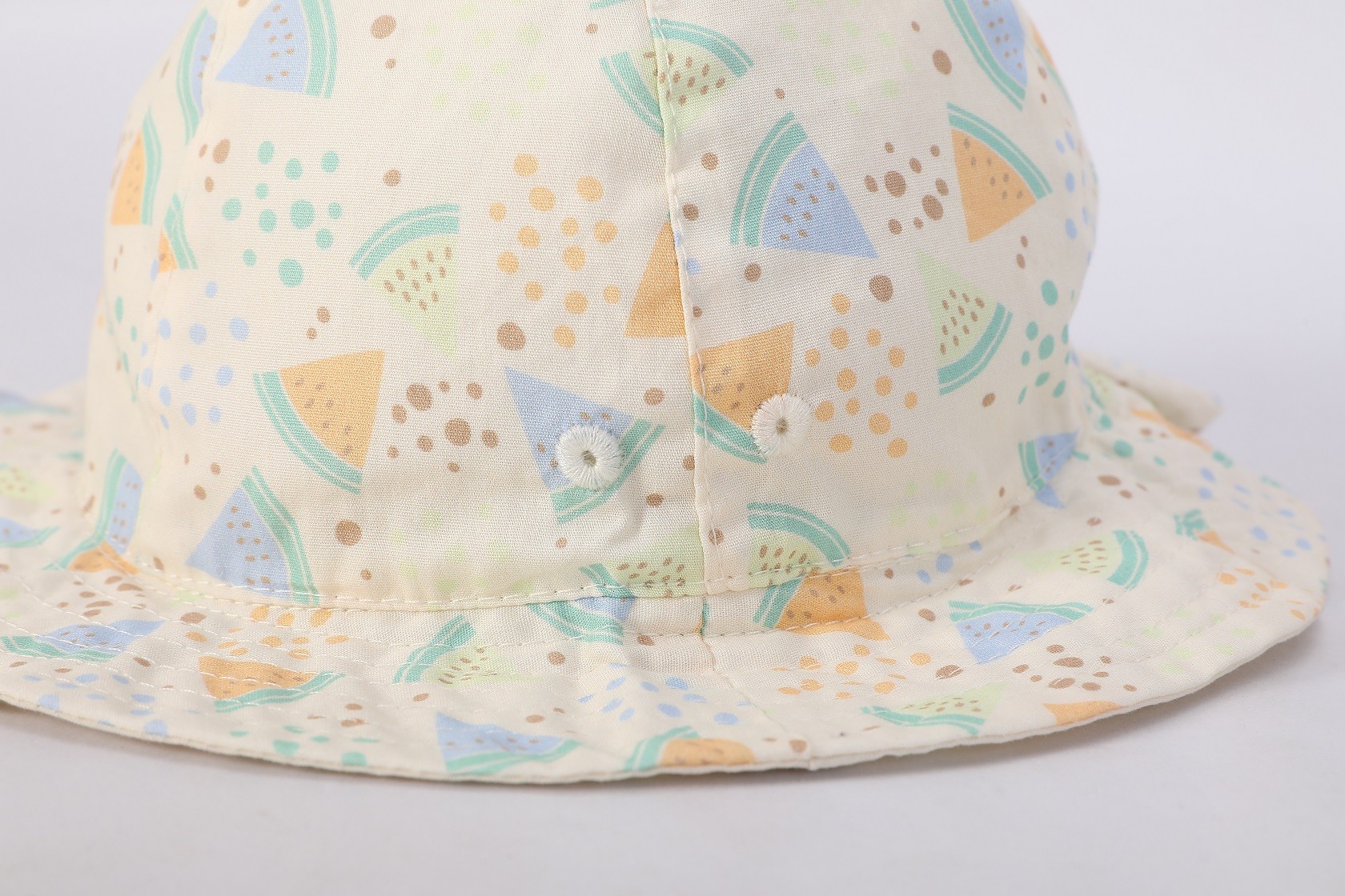 bucket caps
