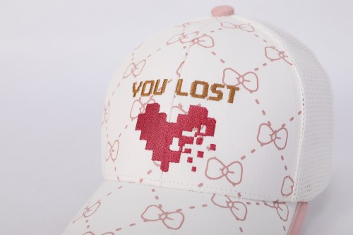 Chinese Wholesaler of Custom Headwear Woven Caps Fashion Baseball Caps For Women And Men