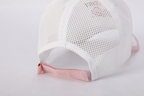 Chinese Wholesaler of Custom Headwear Woven Caps Fashion Baseball Caps For Women And Men
