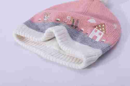 Soft Cashmere Girls's Beanie Cashmere Blend Soft Top With Cute Pompom Cashmere Beanie From China