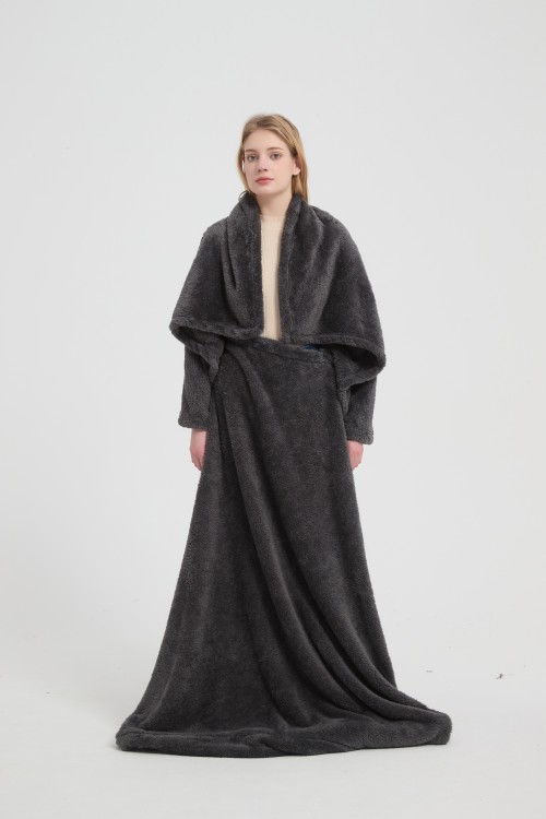 China Factory Home Wearabole Hooded Blanket Wholesale Shu Velveteen Fabric Wearable Hooded Blanket