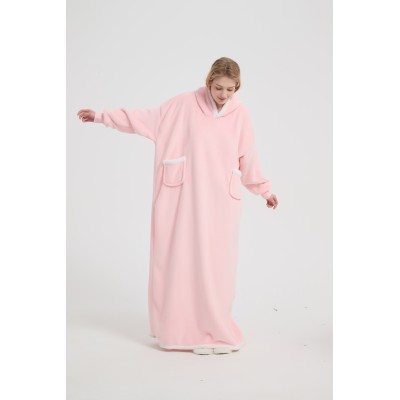 High Quality Flannel OEM Hooded Blanket FlannelFabric Hooded Blanket Wholesale From China