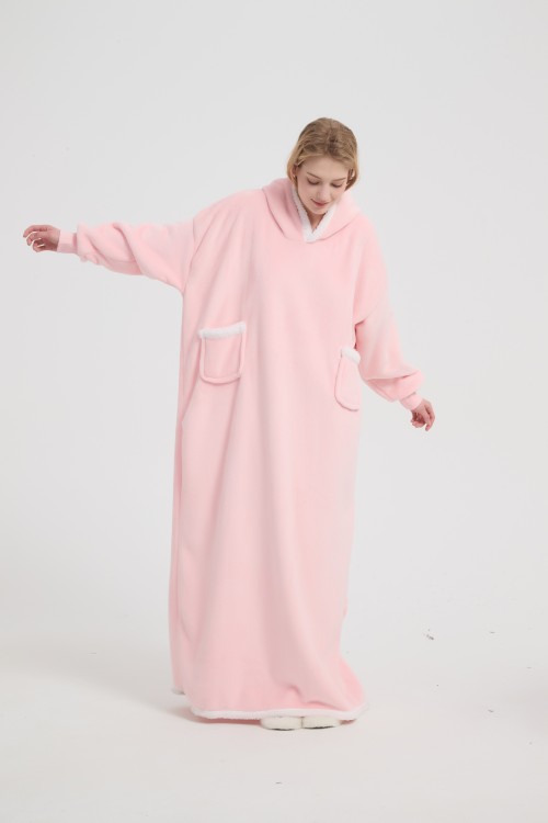 High Quality Flannel OEM Hooded Blanket FlannelFabric Hooded Blanket Wholesale From China