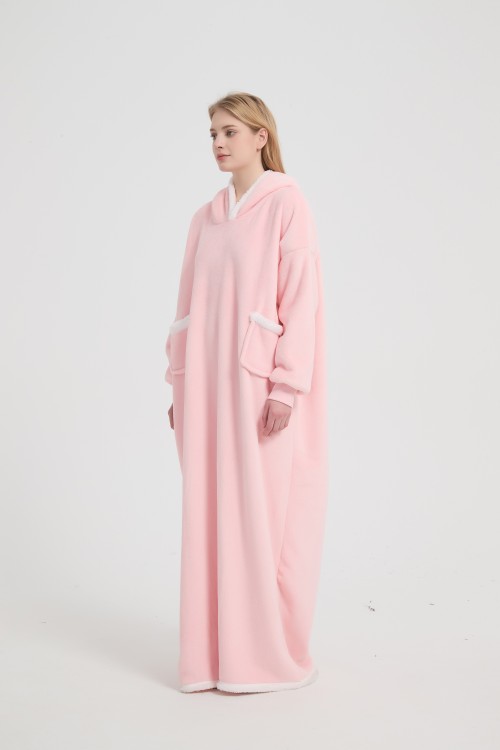 High Quality Flannel OEM Hooded Blanket FlannelFabric Hooded Blanket Wholesale From China