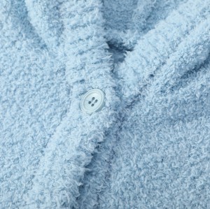 Wholesale of Kids Knitted Hooded Blanket Supplier of Kids Knit Hooded Wearable Blanket From China