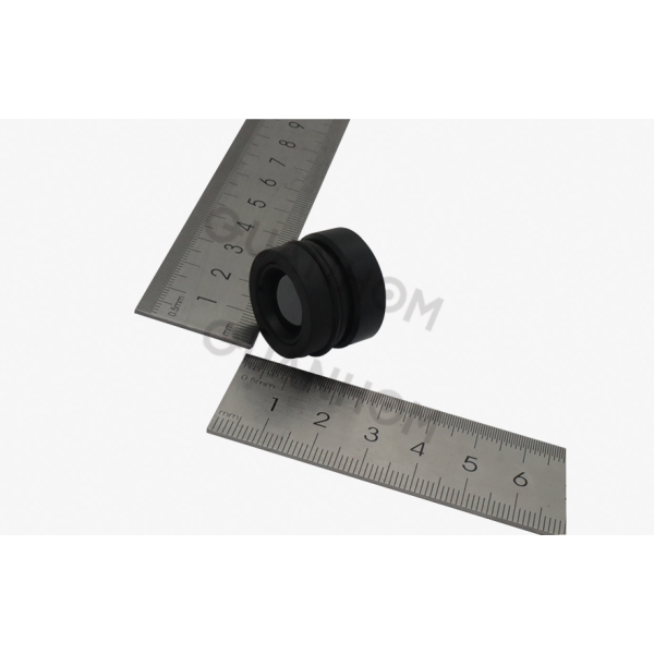 Conception et réalisation de systèmes optiques légers et petits infrarouges à ondes longues