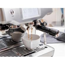 The Methods and Precautions of Using Fully Automatic Coffee Machines