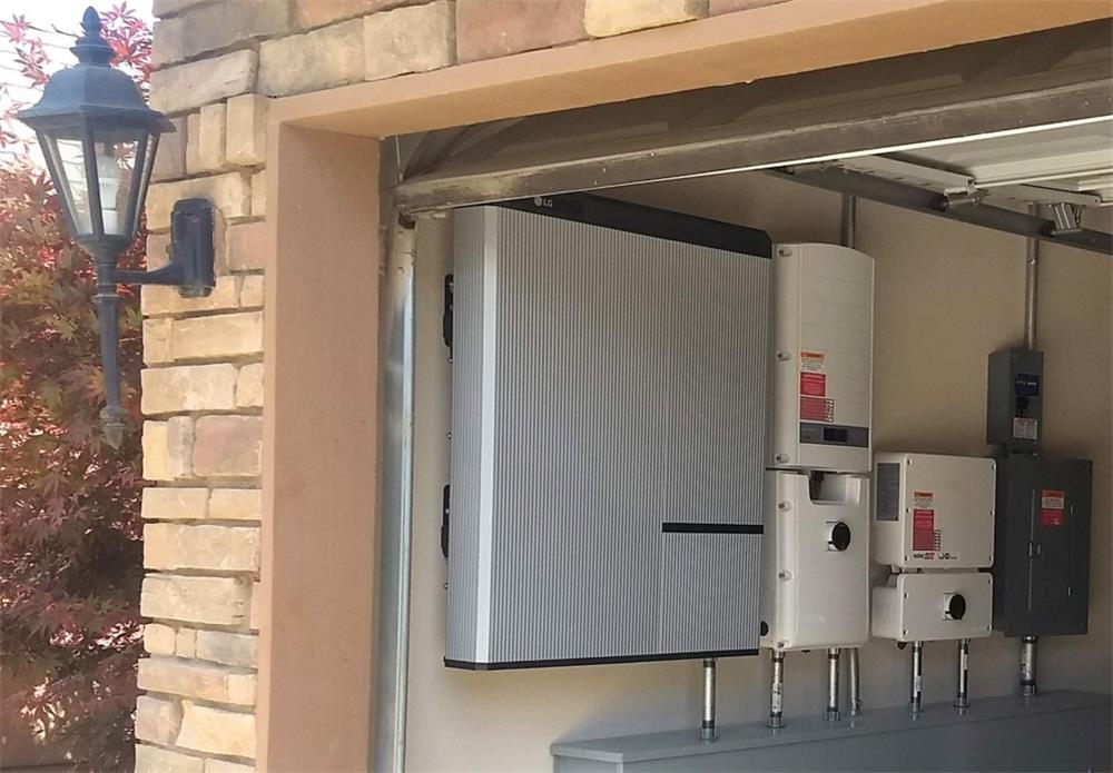 the components included in the lithium iron phosphate battery energy storage system