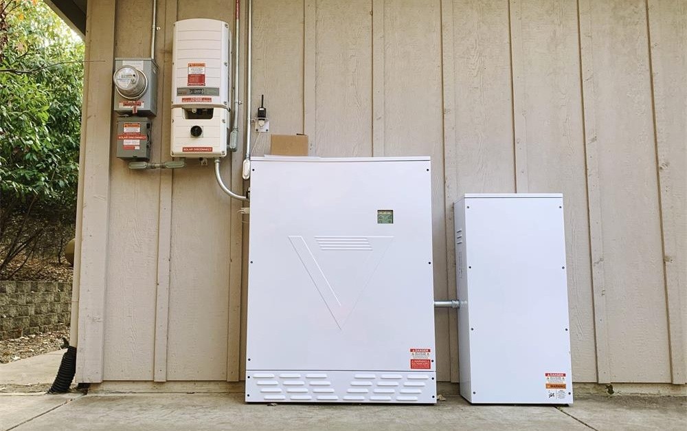 the working principle of the lithium iron phosphate battery energy storage system