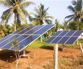 What Are the Advantages and Applications of Solar Water Pumps?