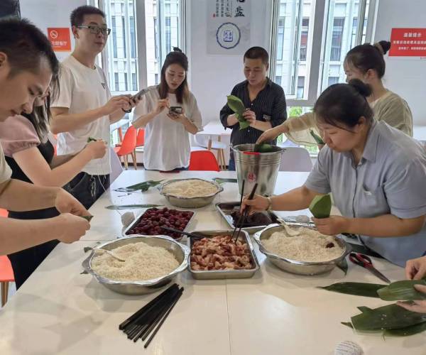 Holiday notice for TPON direct solar water pump factory