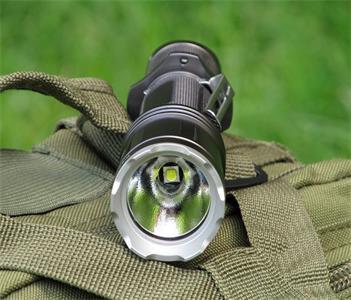 ¿Cómo reparar la linterna LED?