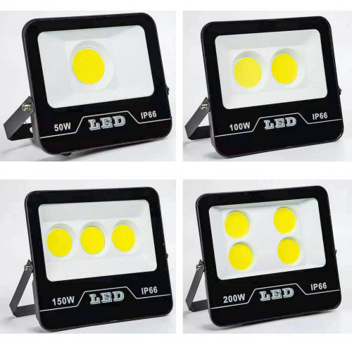 مصابيح فلود LED عالية السطوع وذات قدرة عالية لمجموعة واسعة من الاستخدامات