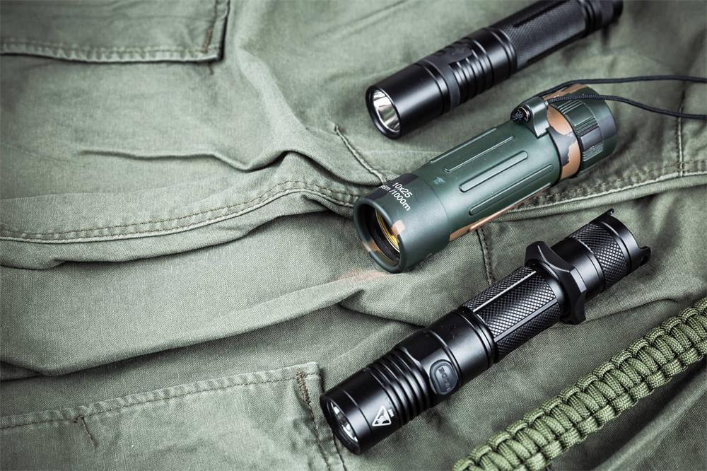 the precautions for the use of LED flashlights