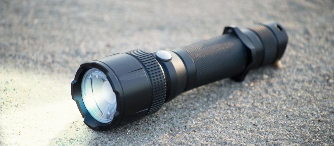 the common faults and repair methods of rechargeable LED flashlights
