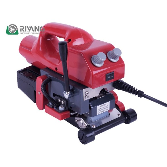 Soldador de geomembrana de aire caliente RYG800
