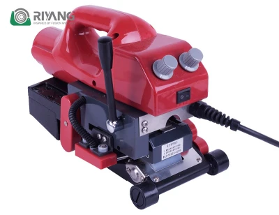 Soldador de geomembrana de aire caliente RYG800