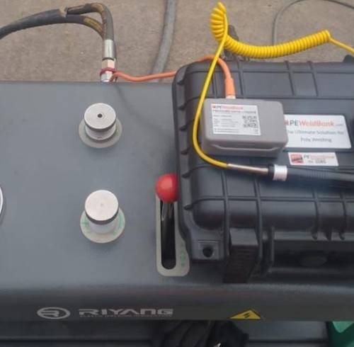 Como verificar a pressão de uma máquina hidráulica de fusão de topo?