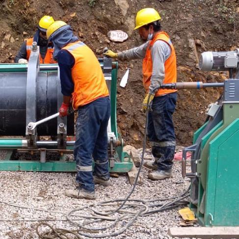 Como usar a máquina de fusão de topo de PE corretamente?