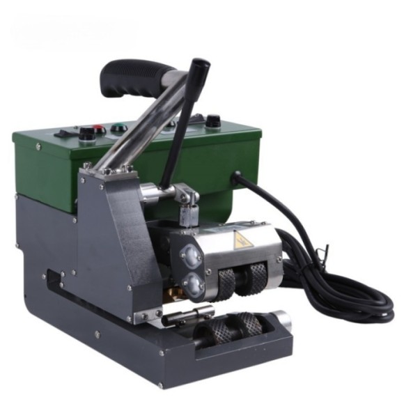 Soudeuse à coin chaud pour géomembranes RYG1200