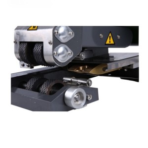 Soudeuse à coin chaud pour géomembranes RYG1200