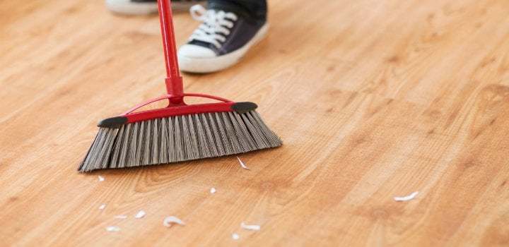 what is the best way to clean vinyl plank flooring