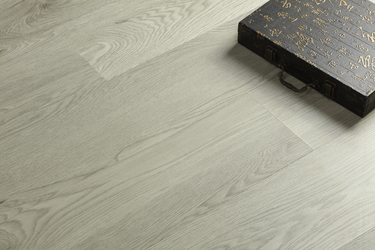 peel and stick luxury vinyl plank flooring
