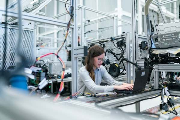 Expert flooring knowledge and manufacturing