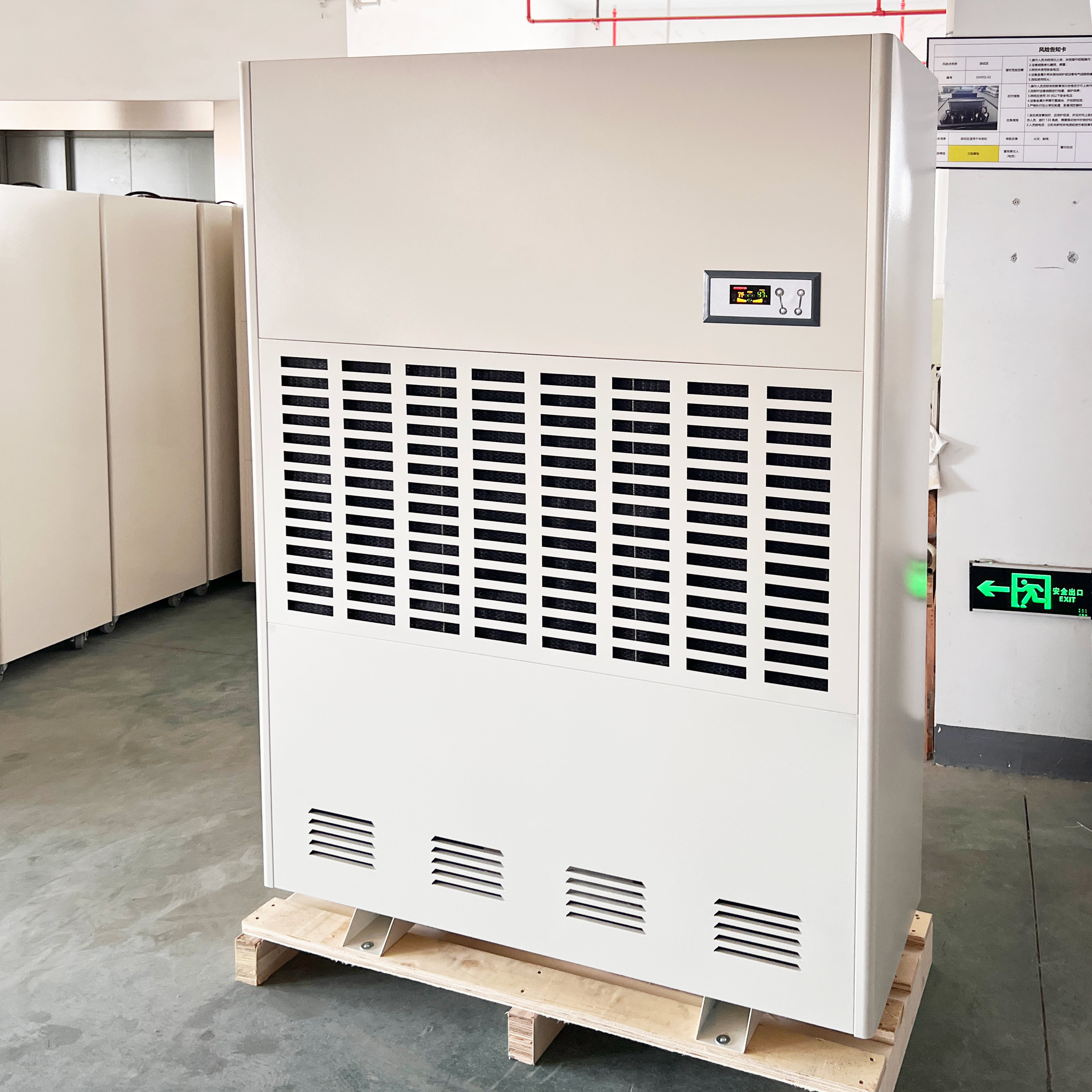 Industrial Dehumidifiers: Why Tailored Solutions Are Essential for Optimal Performance