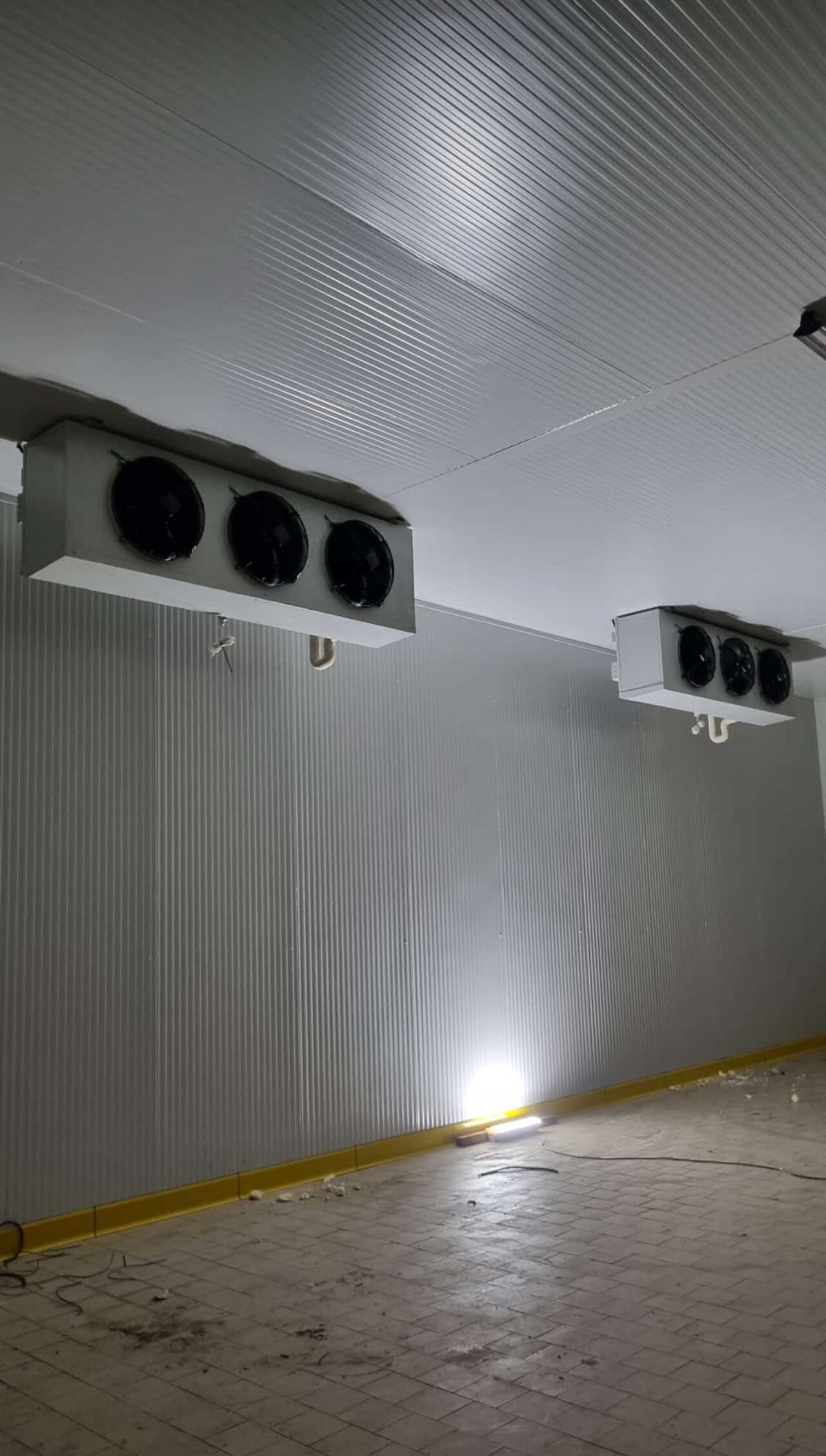 Cold storage room for pharmaceutical products