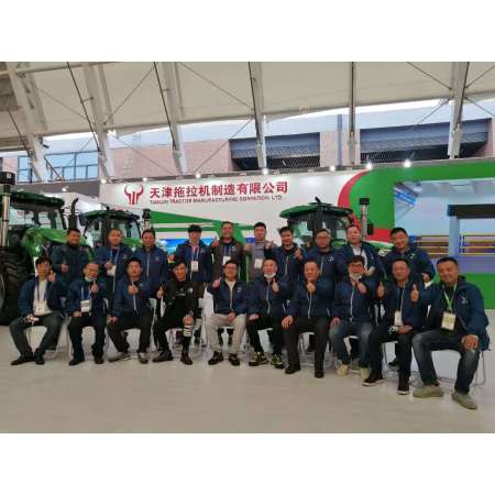 Employees of Tieniu company do anniversary activities