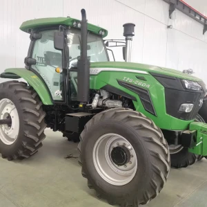 El tractor Iron Bull TPS 260-300HP