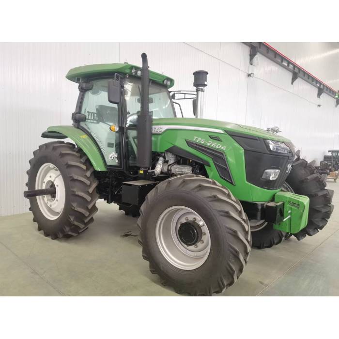 El tractor Iron Bull TPS 260-300HP