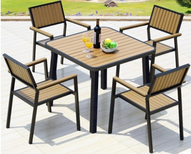 Wholesale WPC Garden Furniture Outdoor Set with  4 Chairs and 1 Table (YF-SMC216 YF-SMT221)