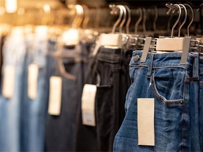 What Are the Applications of RFID Technology in the Apparel Industry?