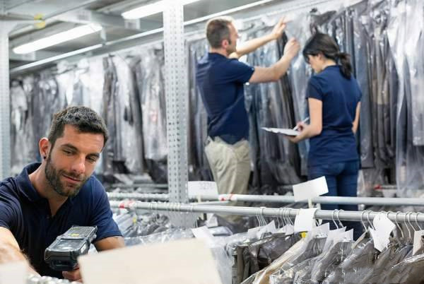 RFID Technology--New Application of Warehouse Management in Garment Industry