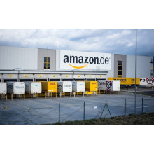The application of RFID technology in Amazon warehouse