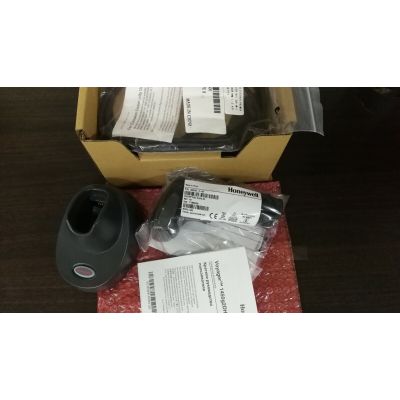 Honeywell Voyager 1452G 1452G2D-2-INT Handheld Wireless Barcode Scanner USB