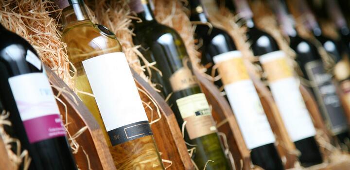 RFID Technology Revolutionizes Wine and Spirits Anti-Counterfeiting and Supply Chain Management