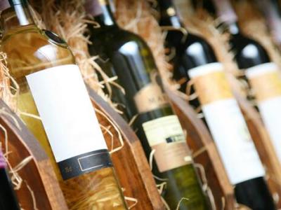 RFID Technology Revolutionizes Wine and Spirits Anti-Counterfeiting and Supply Chain Management