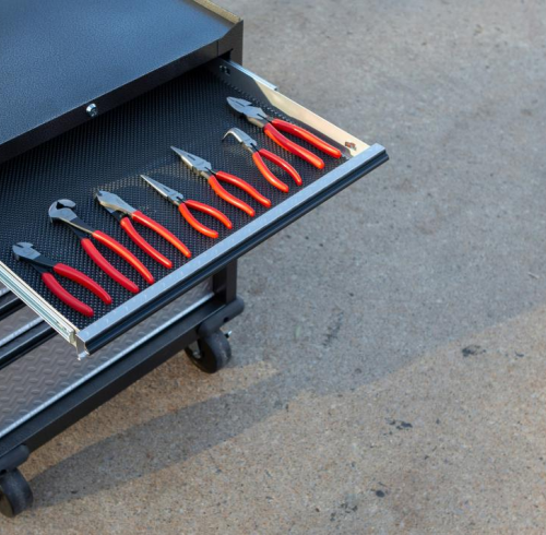 What does an RFID tool cabinet solution consist of? It includes six components ranging from tag selection to system integration.