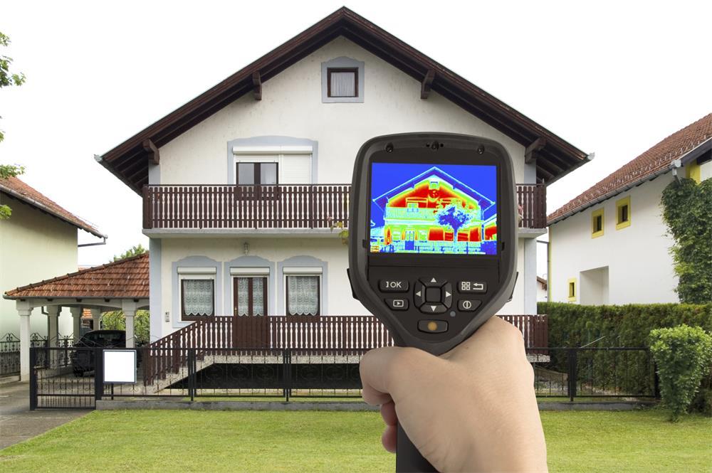 the main features of the handheld thermal imaging camera