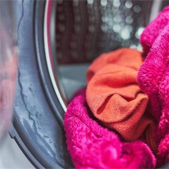 How to Clean the Polar Fleece Fabric?