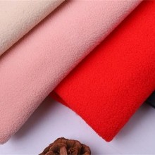 What Are the Uses of Polar Fleece Fabrics in the Market?