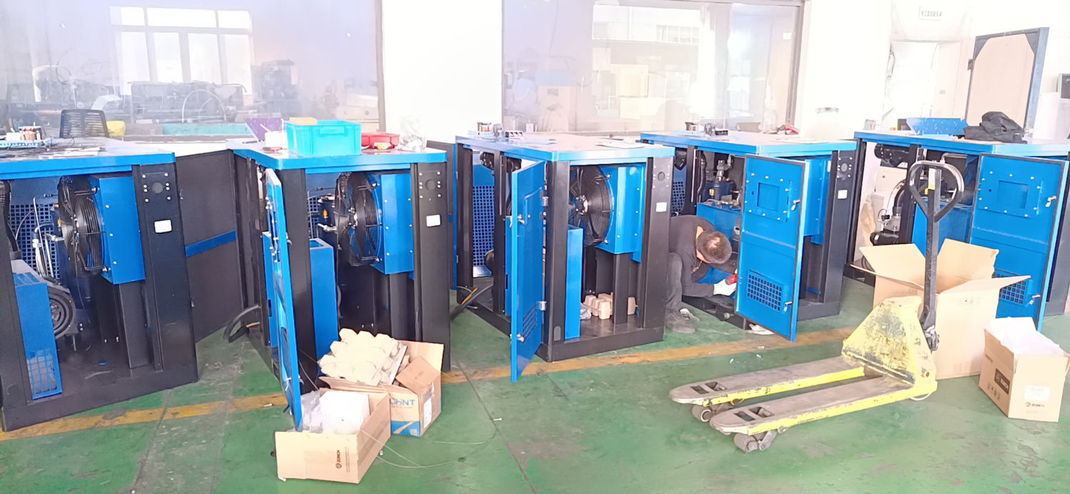 10 sets fixed speed screw air compressors are ready for shipment